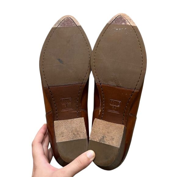 FRYE Zoe Ring Short Leather Heeled Ankle Boots Women's Sz 8 Cognac Equestrian - Picture 10 of 11